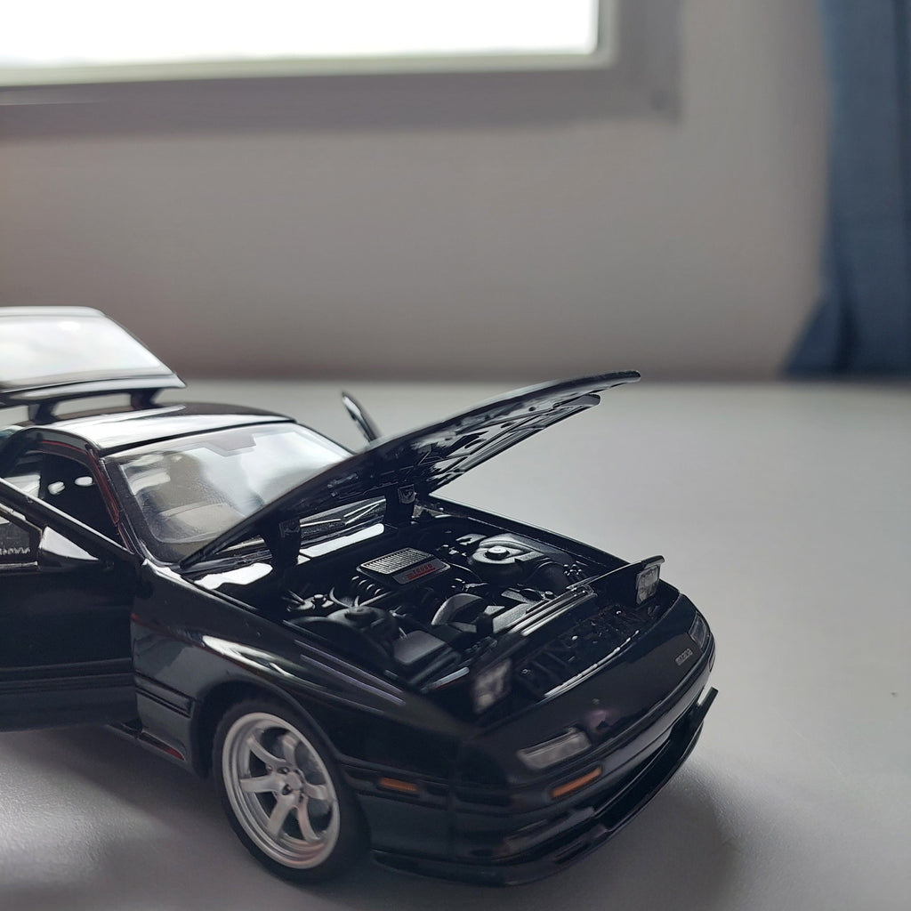 Mazda RX7 Diecast (1:32)