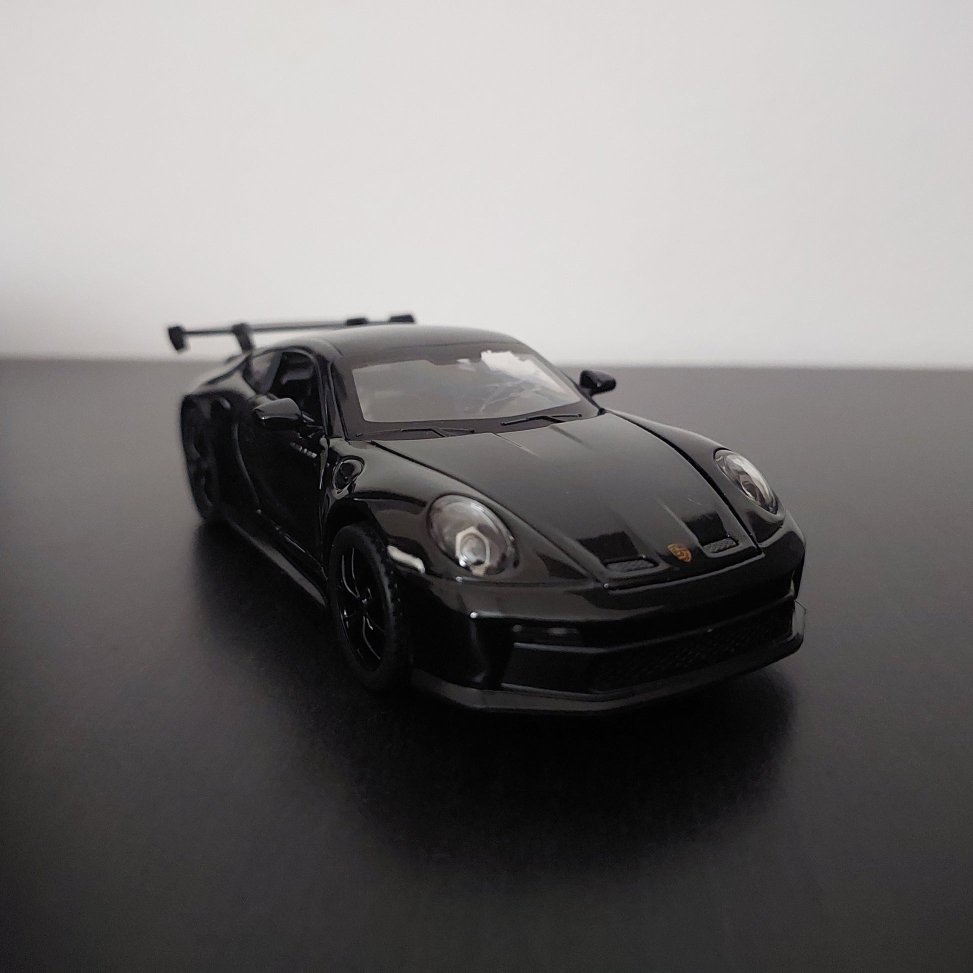 Porsche 911 GT3 Car Model (1:32)