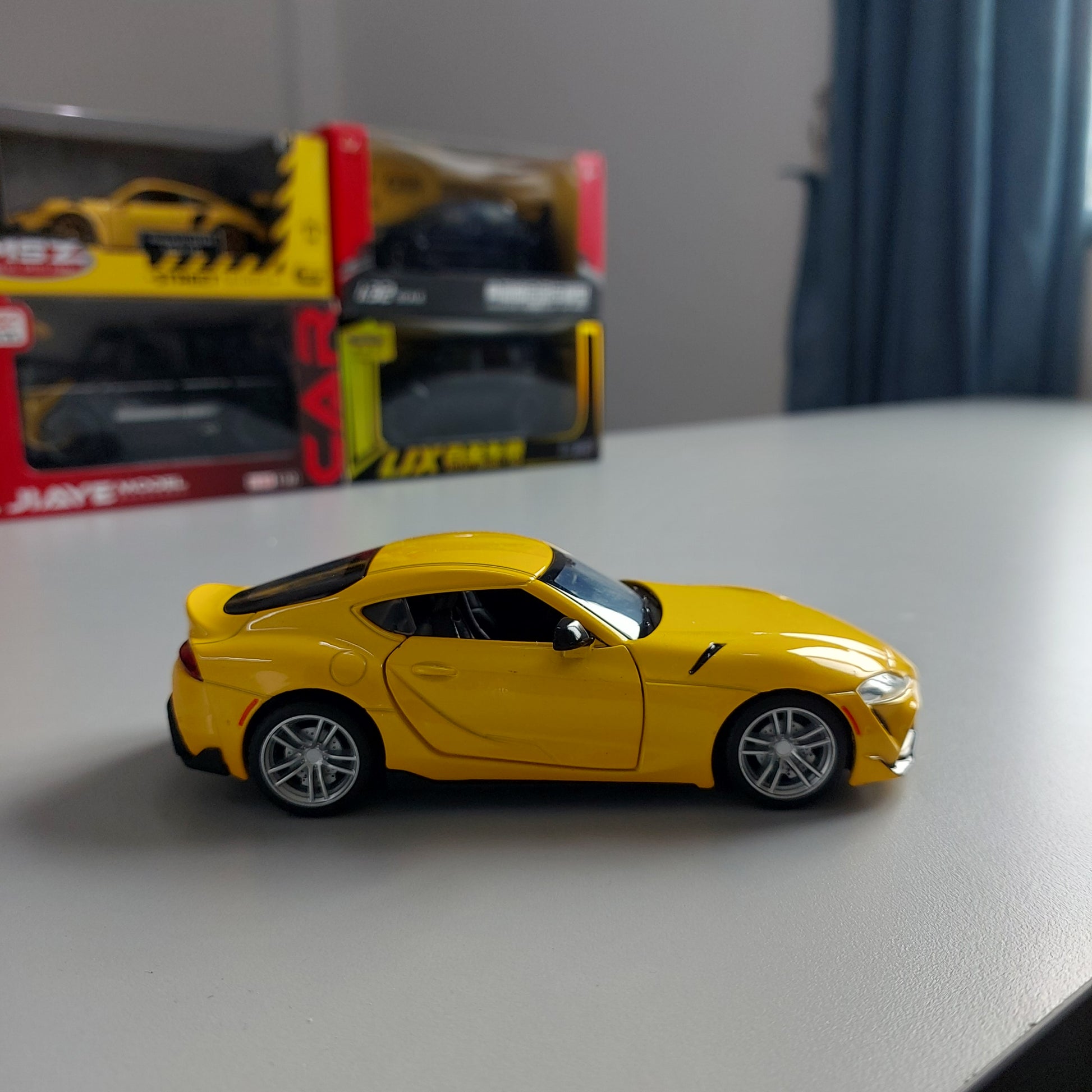 Toyota Supra MSZ diecast (1:31)