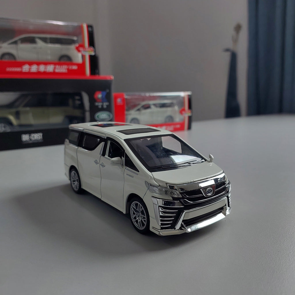 Toyota Vellfire Diecast (1:32)