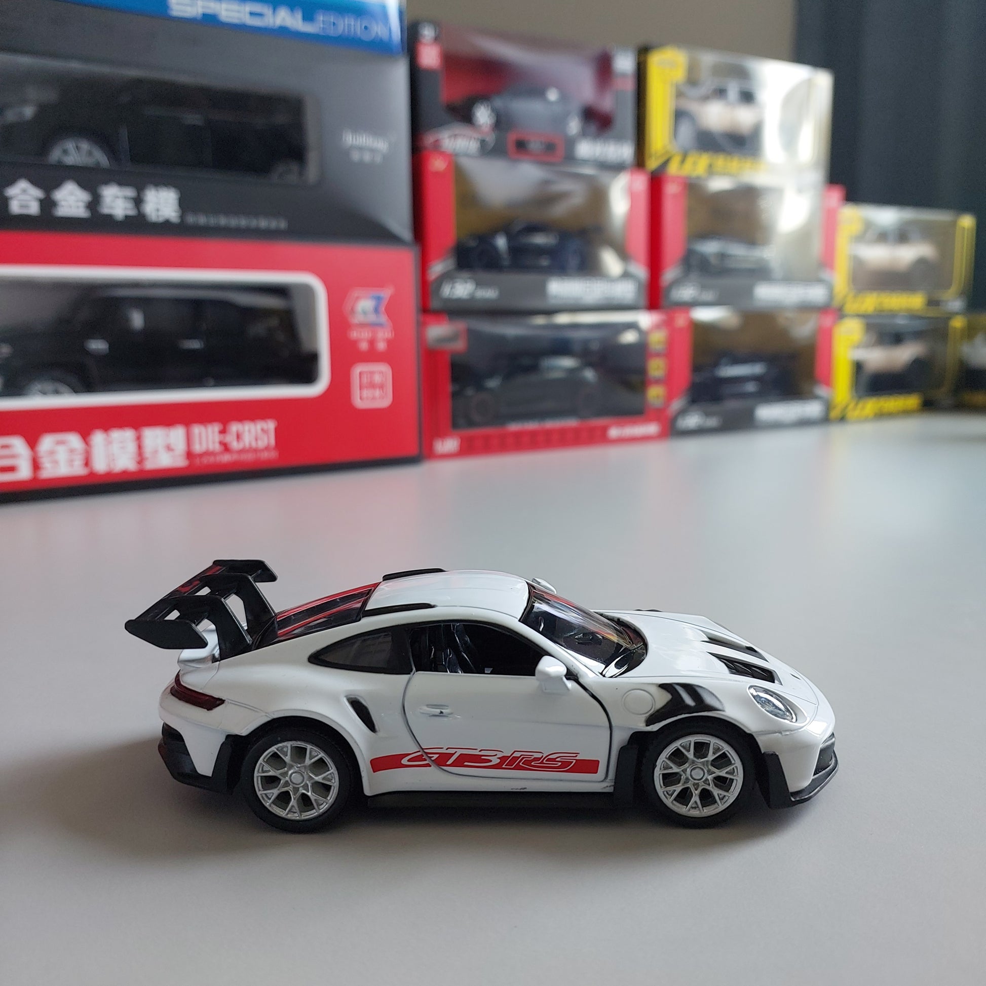Porsche 911 GT3 RS Diecast (1:36)