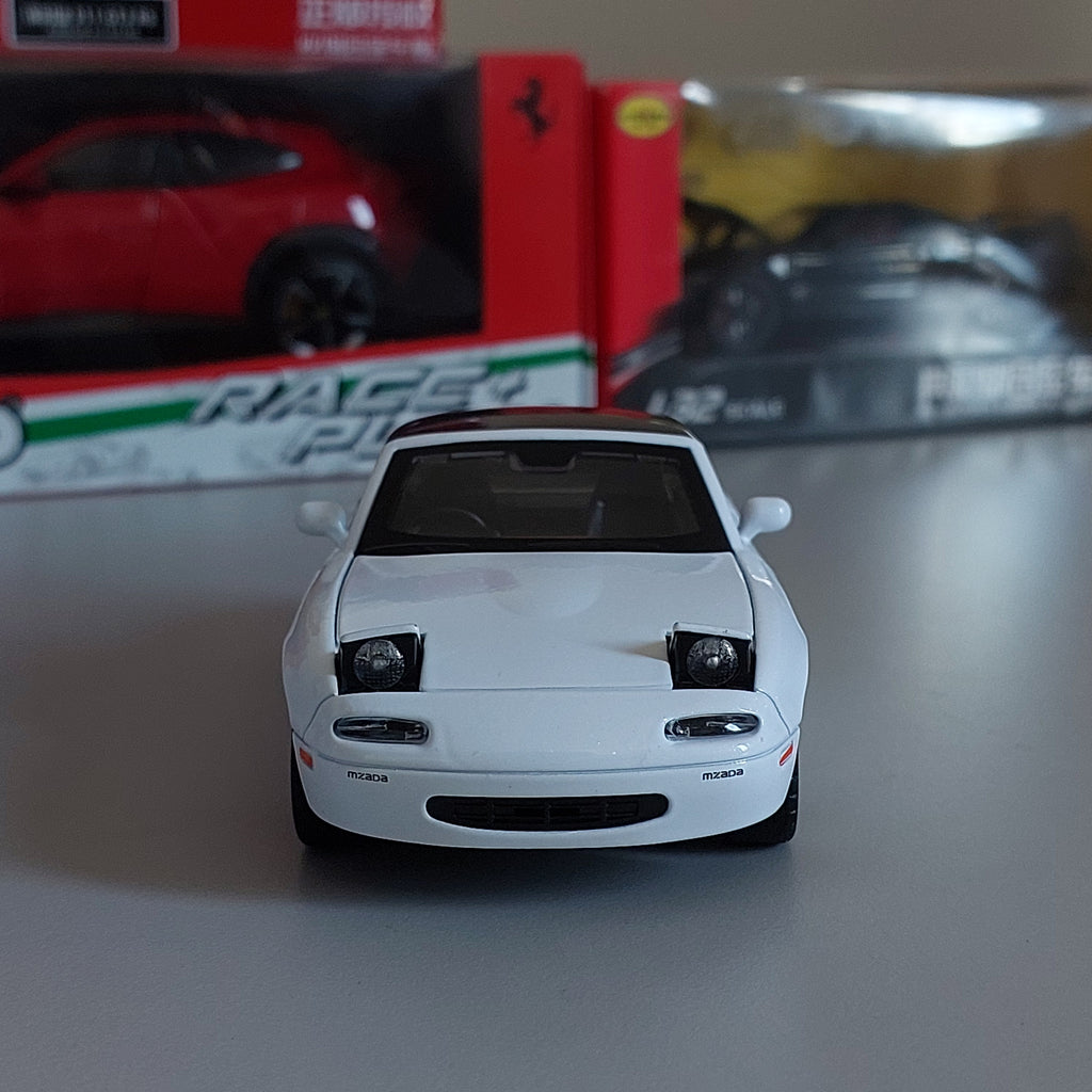 Mazda MX5 Car Model Diecast (1/32)
