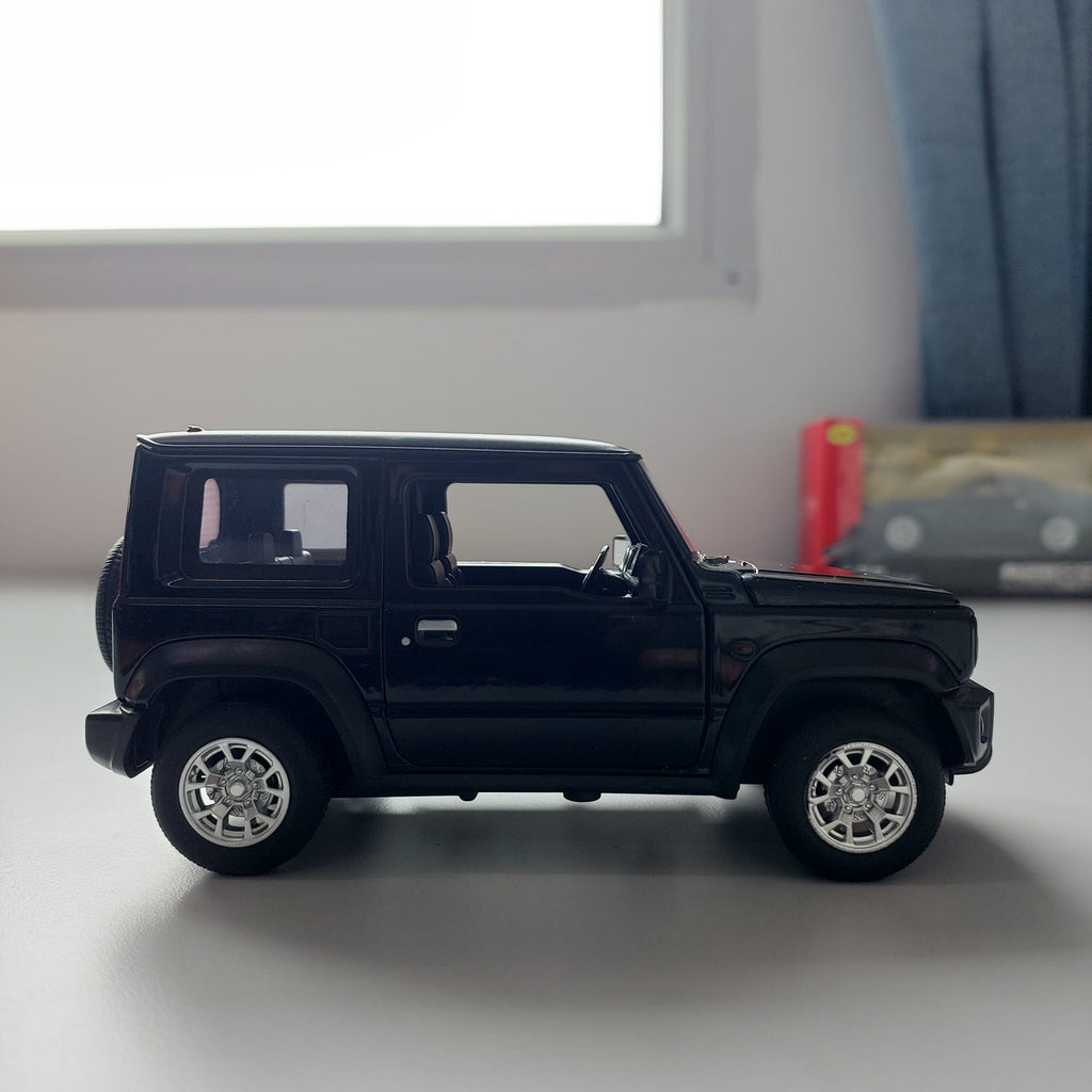 Suzuki Jimny Diecast (1:24)