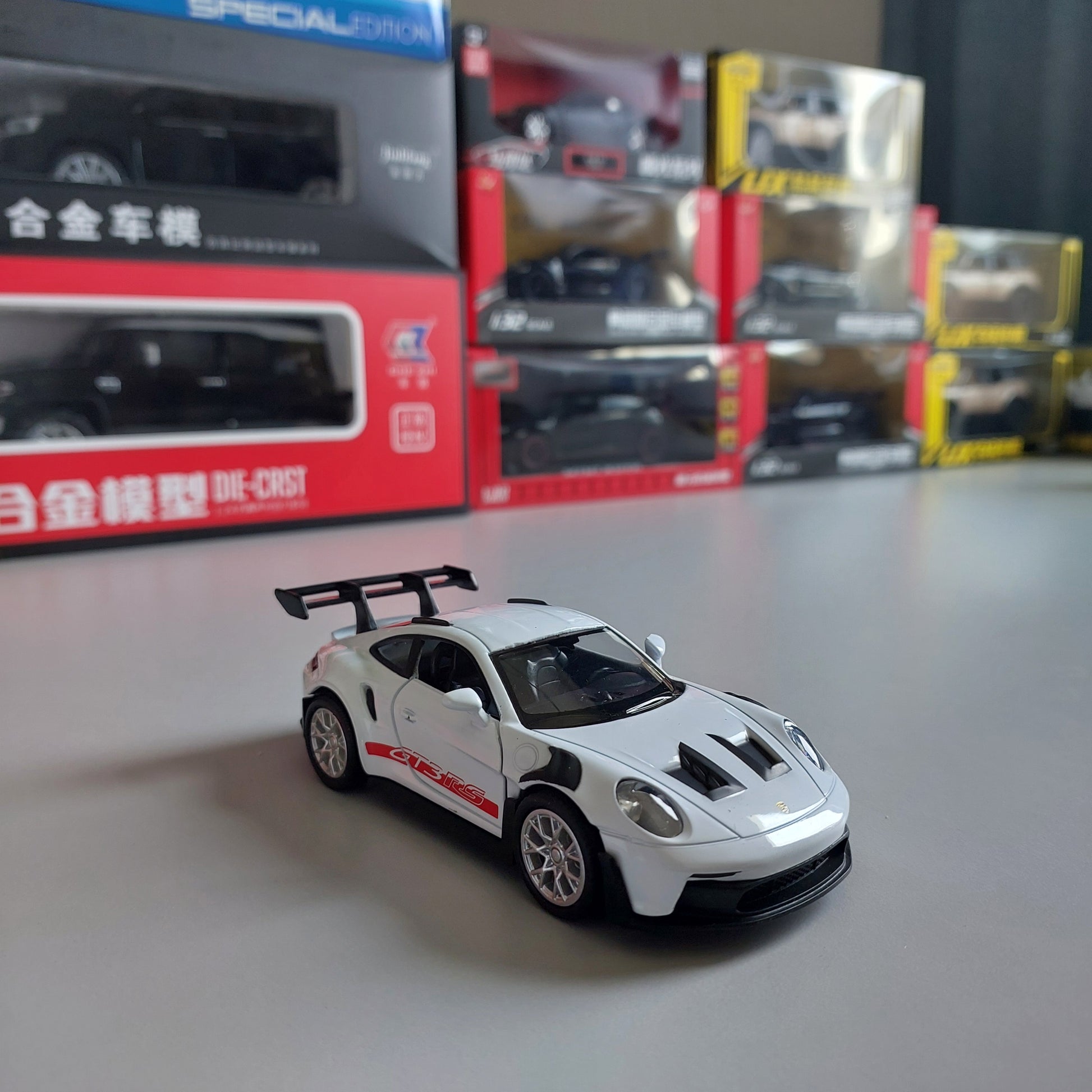 Porsche 911 GT3 RS Diecast (1:36)