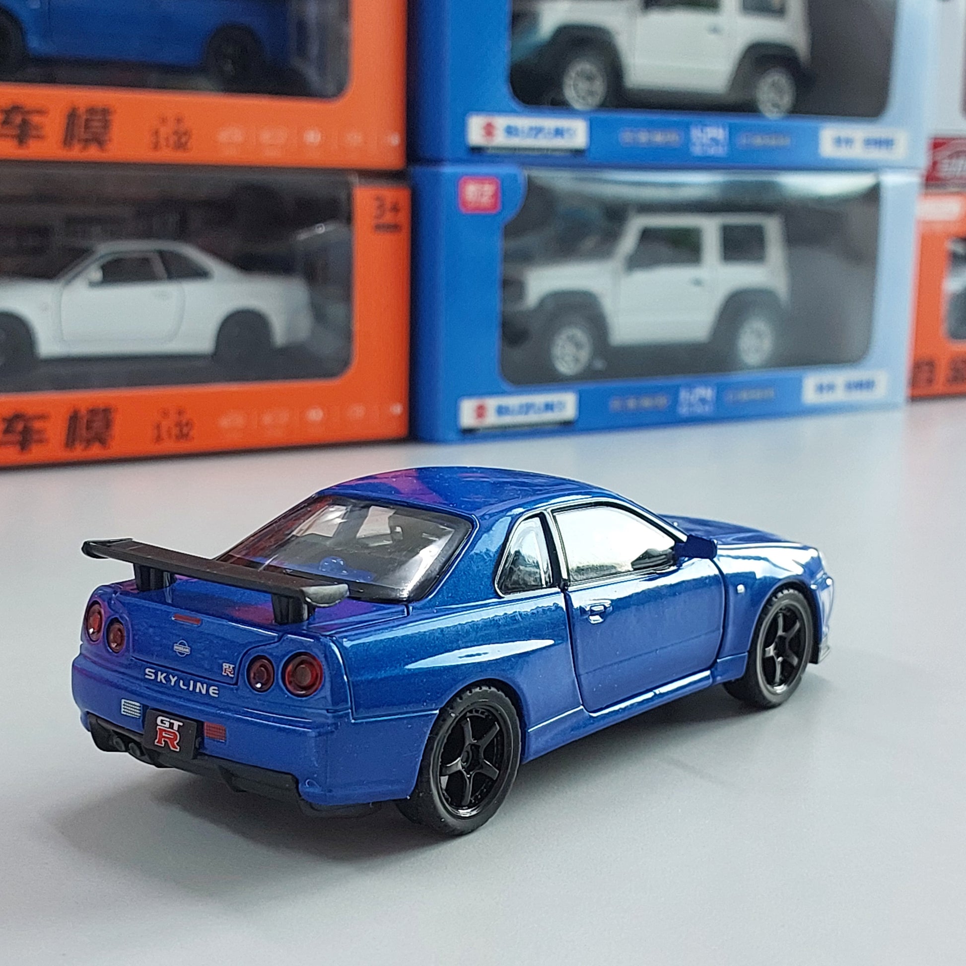 Nissan GTR R34 Skyline Diecast (1:32)