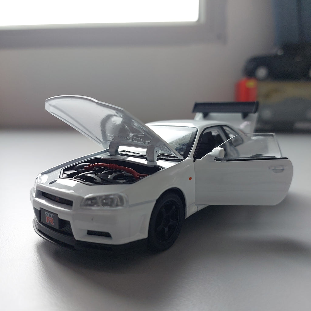 Nissan GTR R34 Skyline Diecast (1:32)