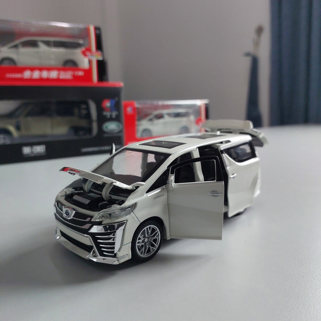 Toyota Vellfire Diecast (1:32)