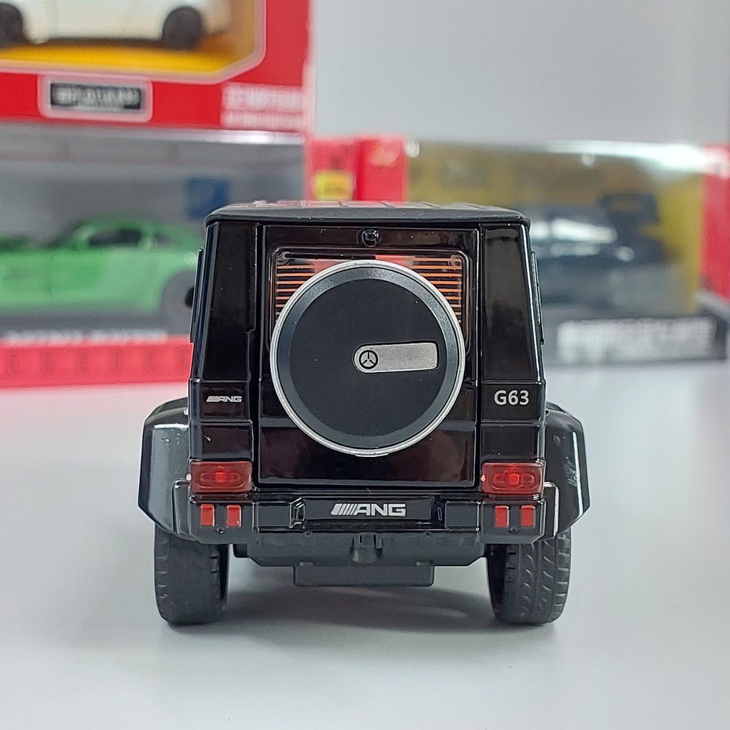 Mercedes Benz G63 Car Model Diecast (1/32)