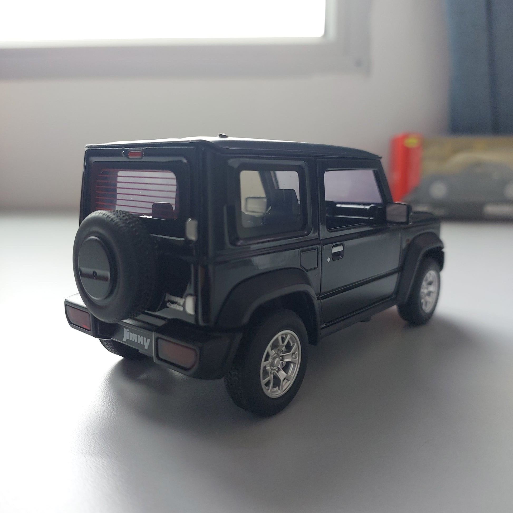 Suzuki Jimny Diecast (1:24)