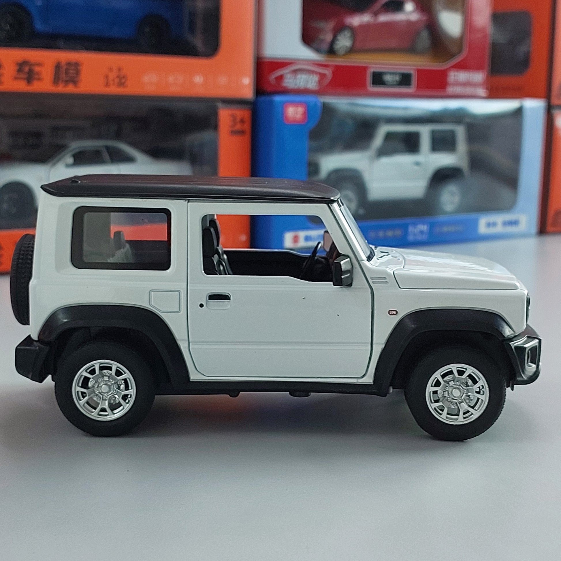 Suzuki Jimny Diecast (1:24)