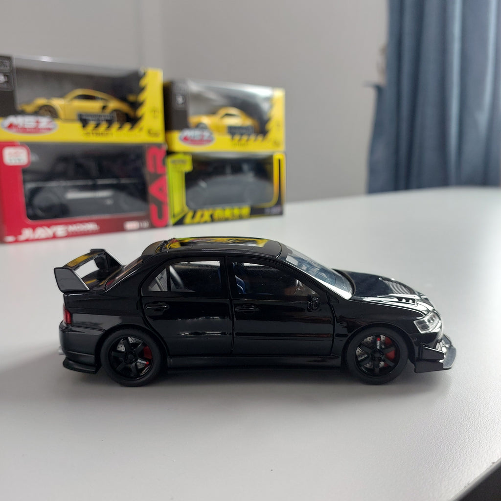 Mitsubishi Lancer Evolution Ninth Generation Diecast (1:32)