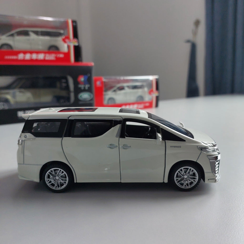 Toyota Vellfire Diecast (1:32)