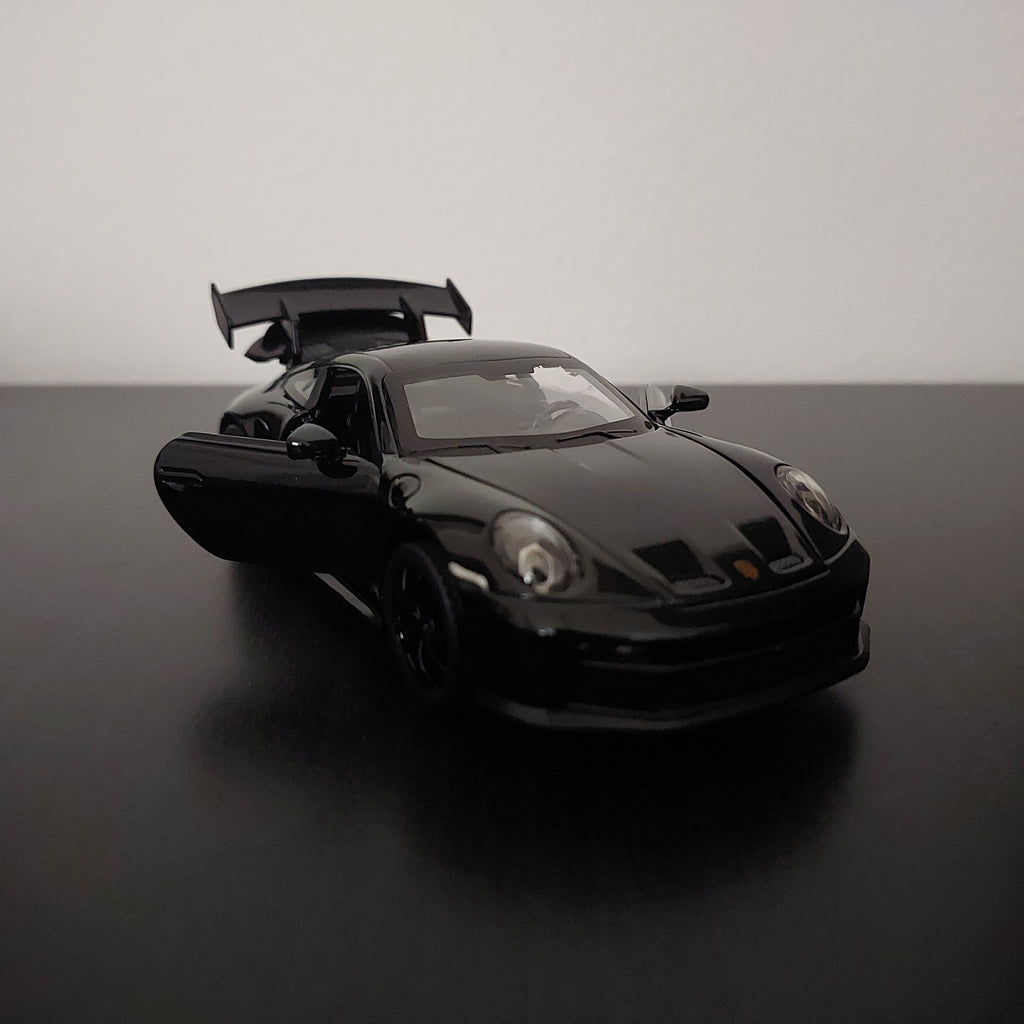 Porsche 911 GT3 Car Model (1:32)