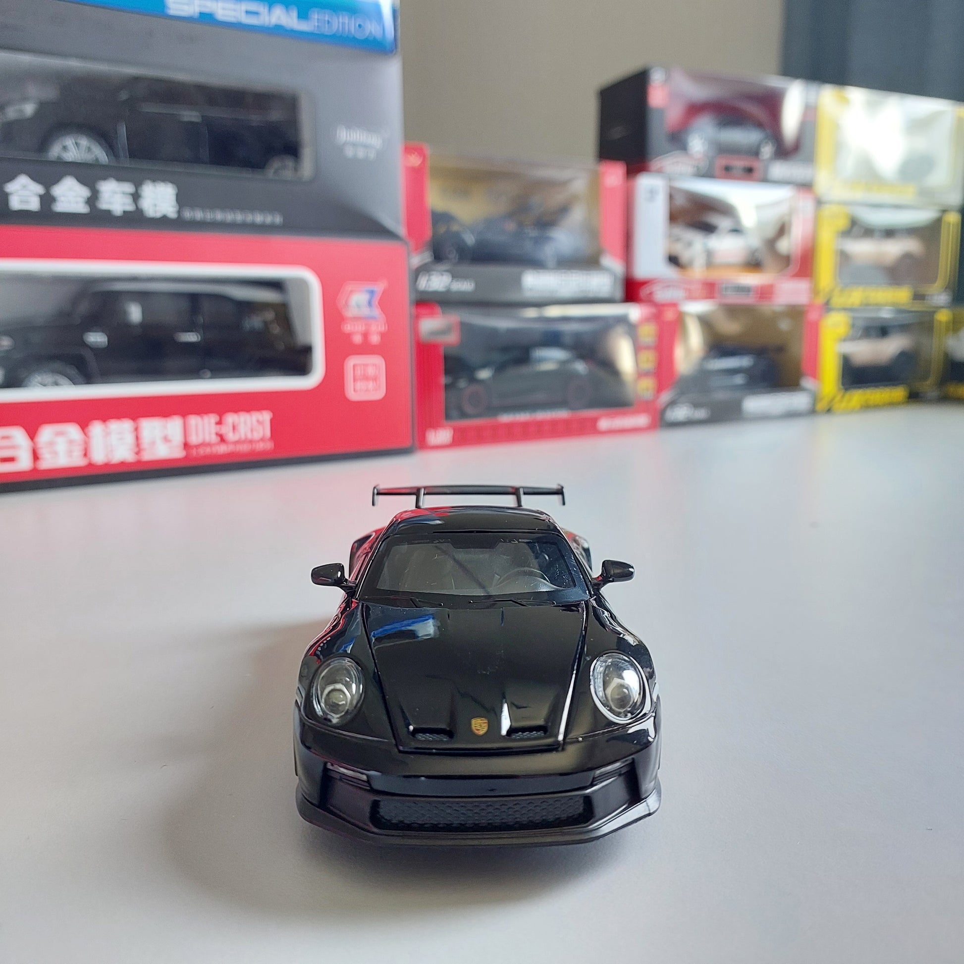 Porsche 911 GT3 Car Model (1:32)