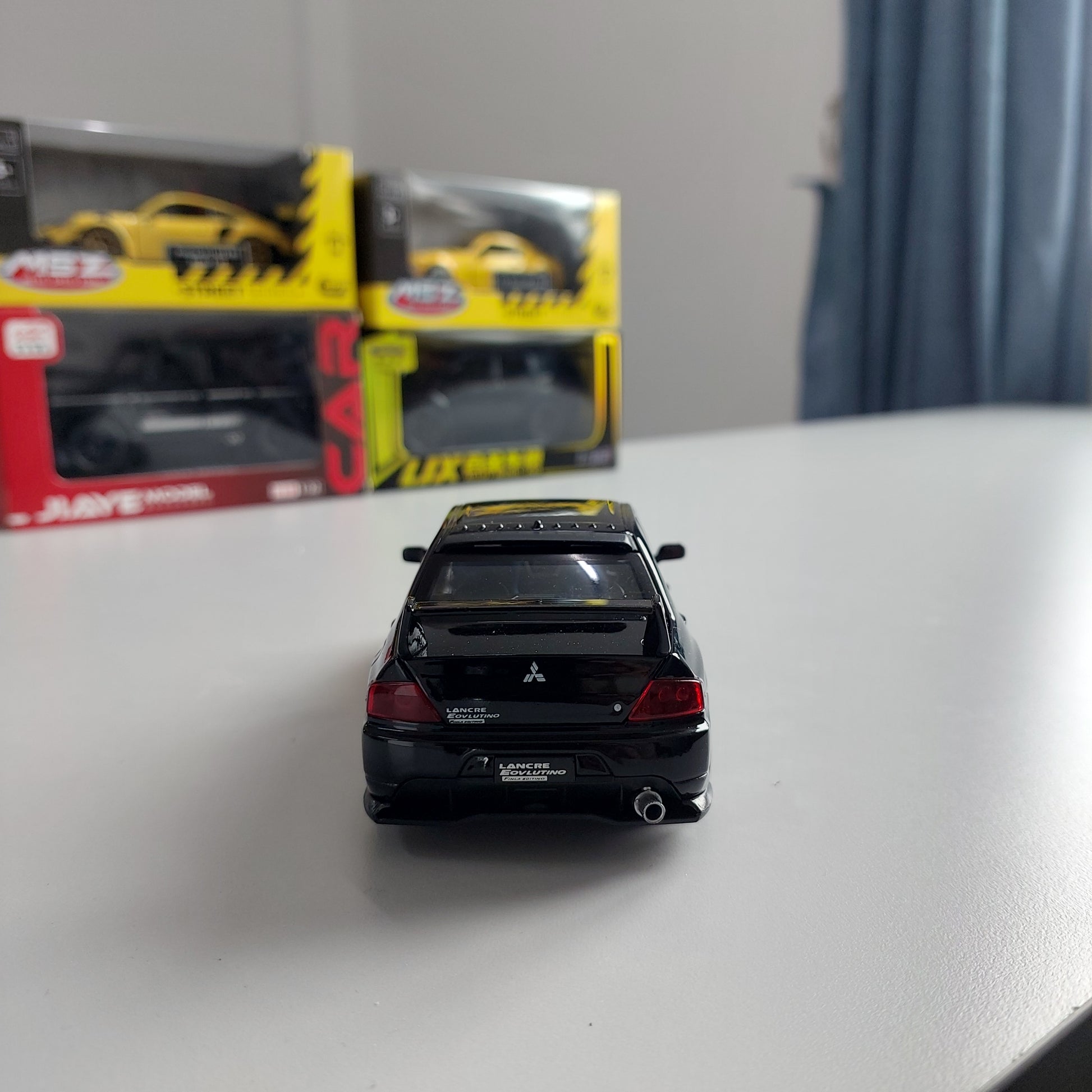 Mitsubishi Lancer Evolution Ninth Generation Diecast (1:32)