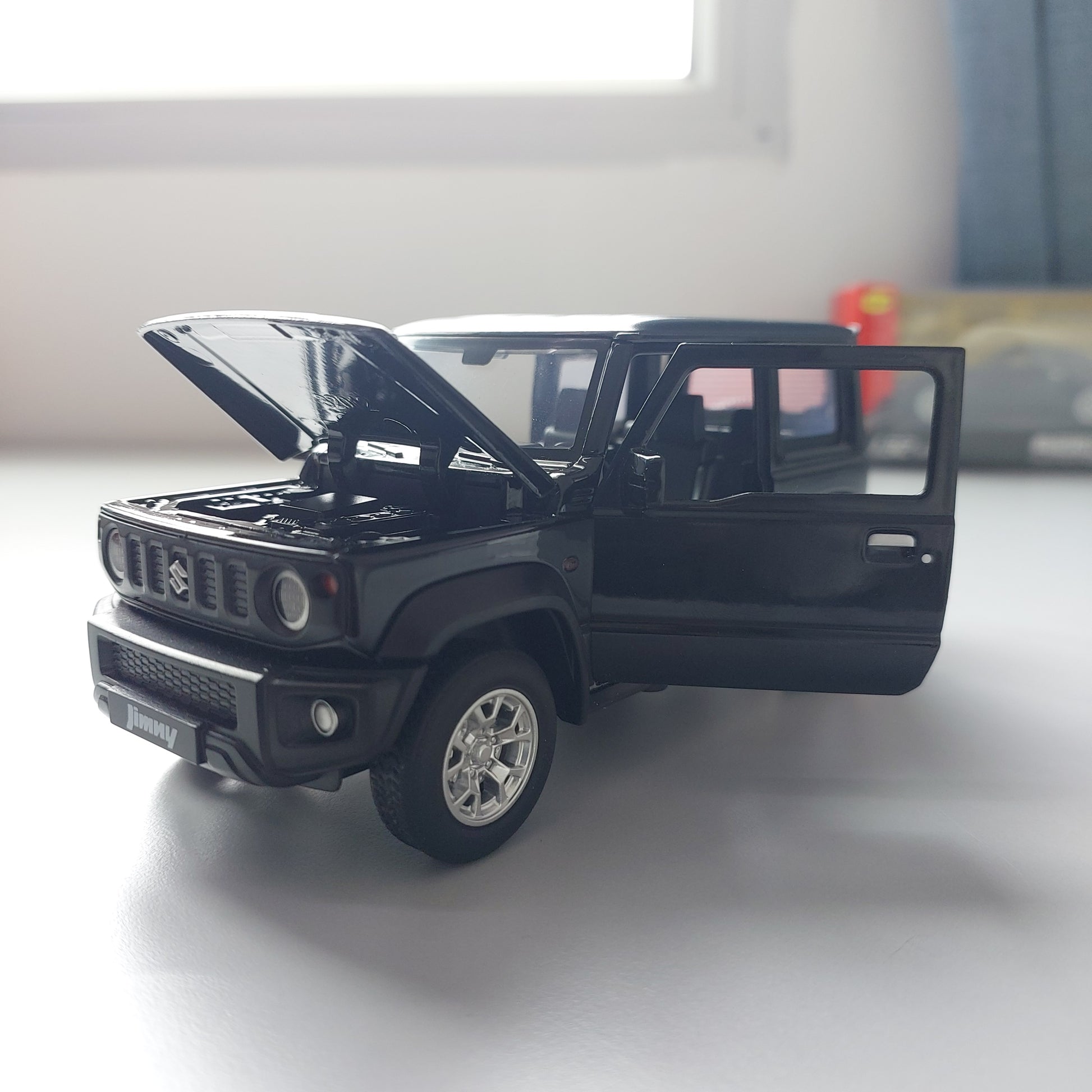 Suzuki Jimny Diecast (1:24)