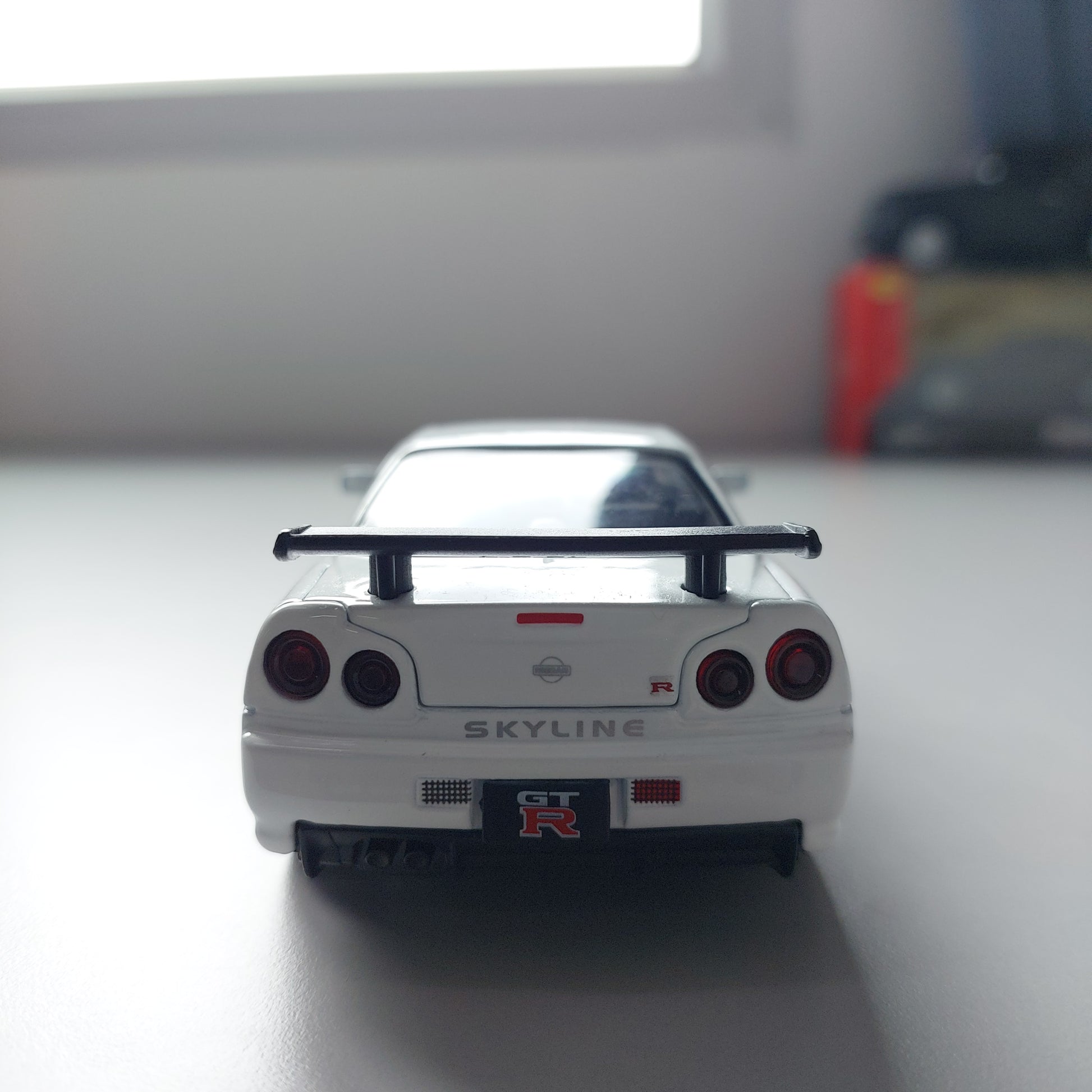 Nissan GTR R34 Skyline Diecast (1:32)