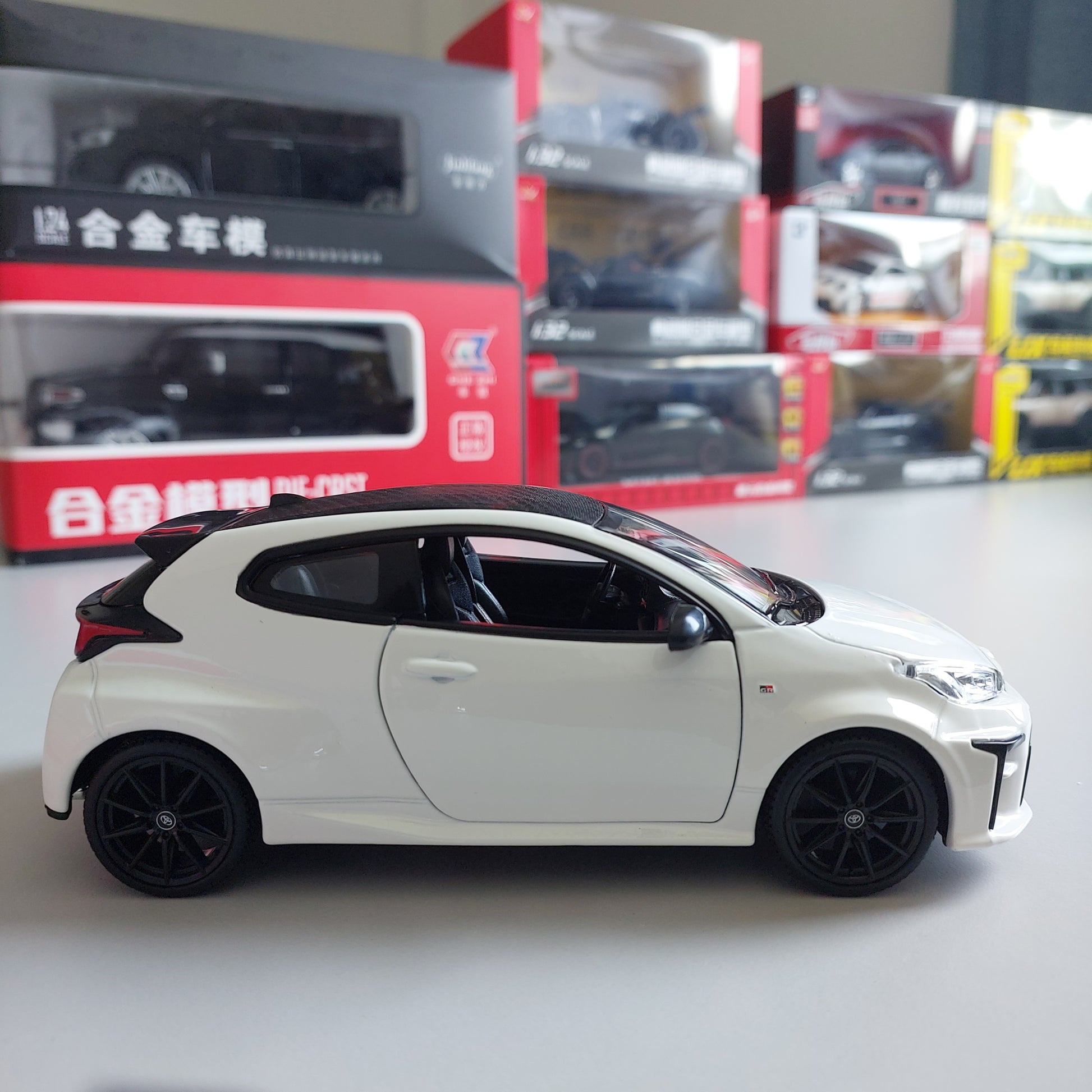 Toyota GR Yaris Diecast Maisto (1:24)